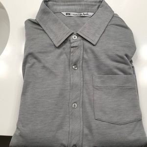 Travis Matthew Buttoned shirt